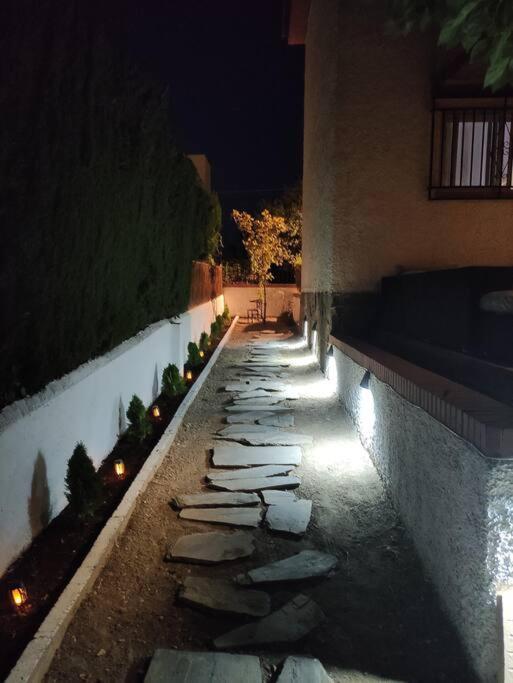Chalet Con Piscina En Entorno Idilico 拉苏维亚 外观 照片