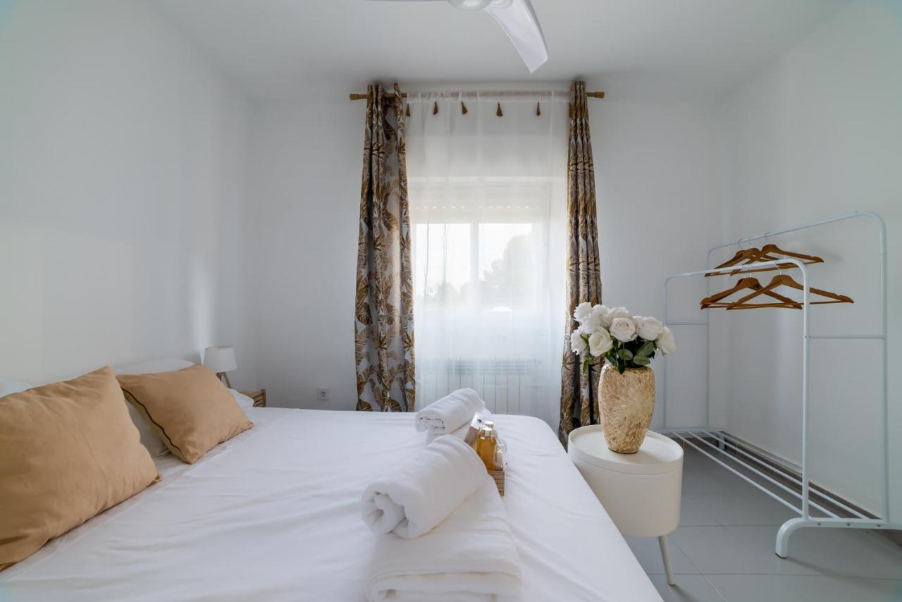 Chalet Con Piscina En Entorno Idilico 拉苏维亚 外观 照片